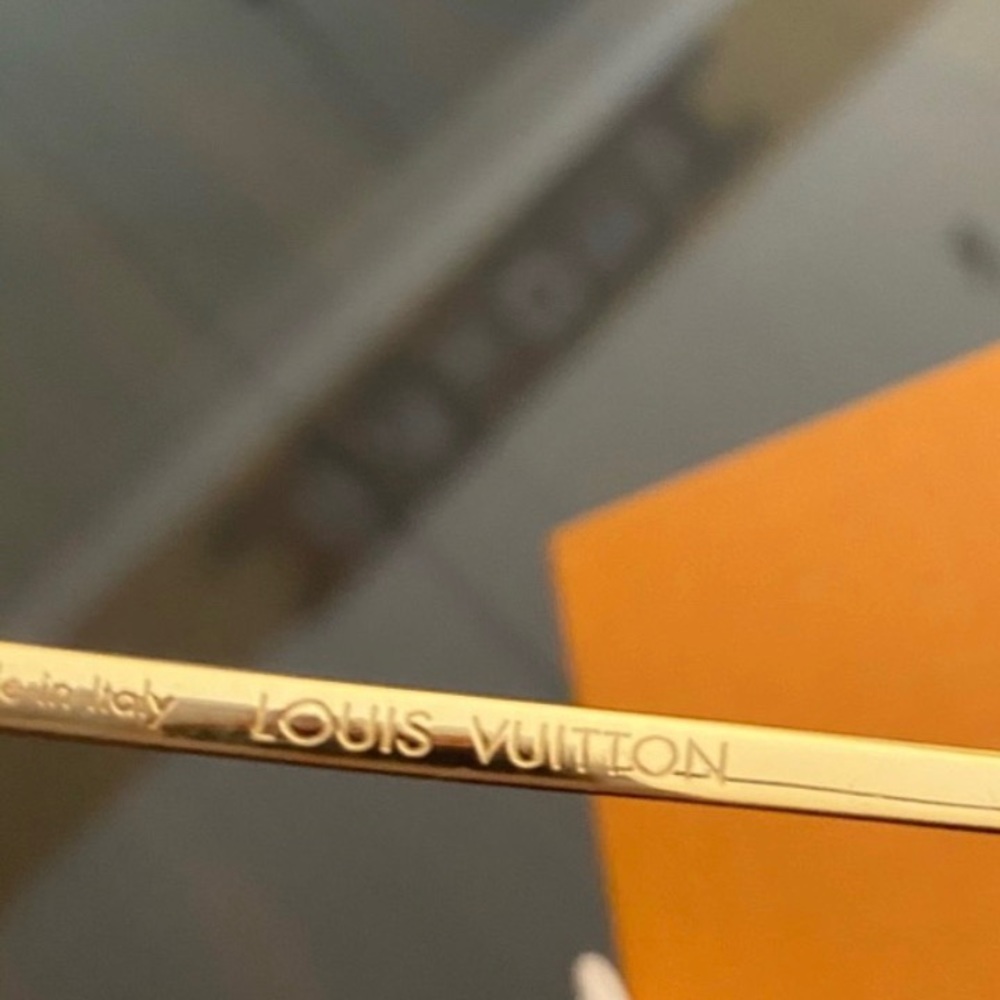 LOuis Vuitton Sunglasses